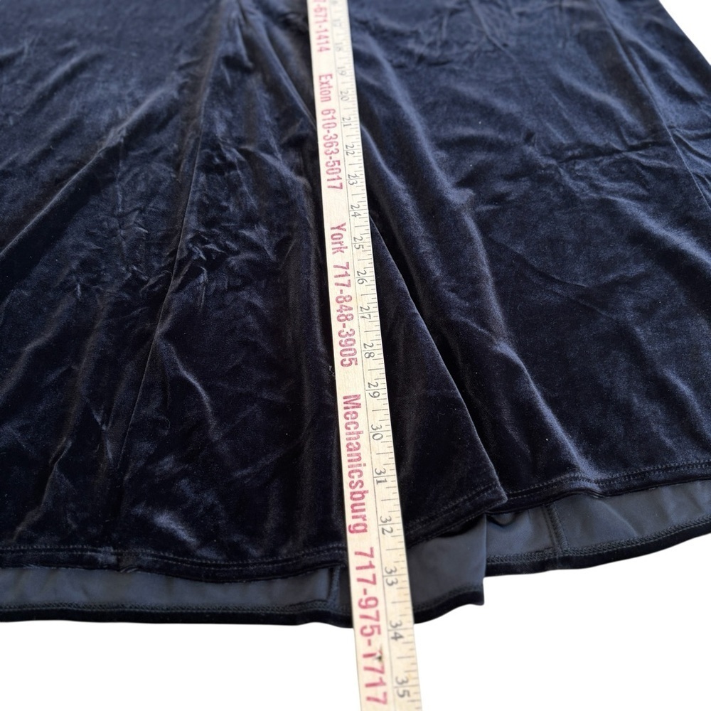 Studio 1940 Black Velour Velvet Stretchy Skirt Plus Size 30 / 32 W Midi Flare - Picture 8 of 12
